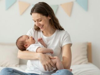 Az első hetek a babával: tippek a magabiztos babagondozáshoz