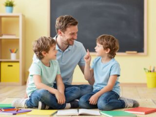 Beszélgess a gyerekkel: 15 kérdés, amivel többet tudhatsz meg az iskolai életéről