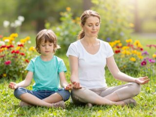 Hogyan segíts a gyereknek lecsendesedni? 6 mindfulness gyakorlat a mindennapokra