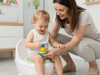 Segíthet a bilicsengő vagy az agykontroll a szobatisztaságnál? Modern eszközök a bilizéshez