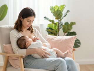 Aggódsz, hogy nincs elég tejed? Tippek és trükkök az anyatej mennyiségének fokozására