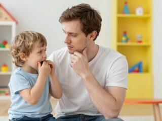 Amikor a gyermek viselkedése kihívást jelent: pszichológiai segítség a szülőknek