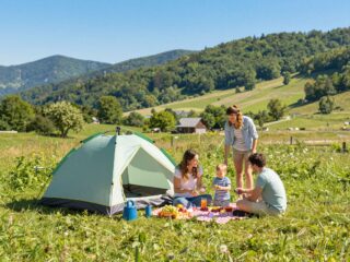 Családi kalandok sátorral: útinapló egy szlovén-horvát nyaralásról babával