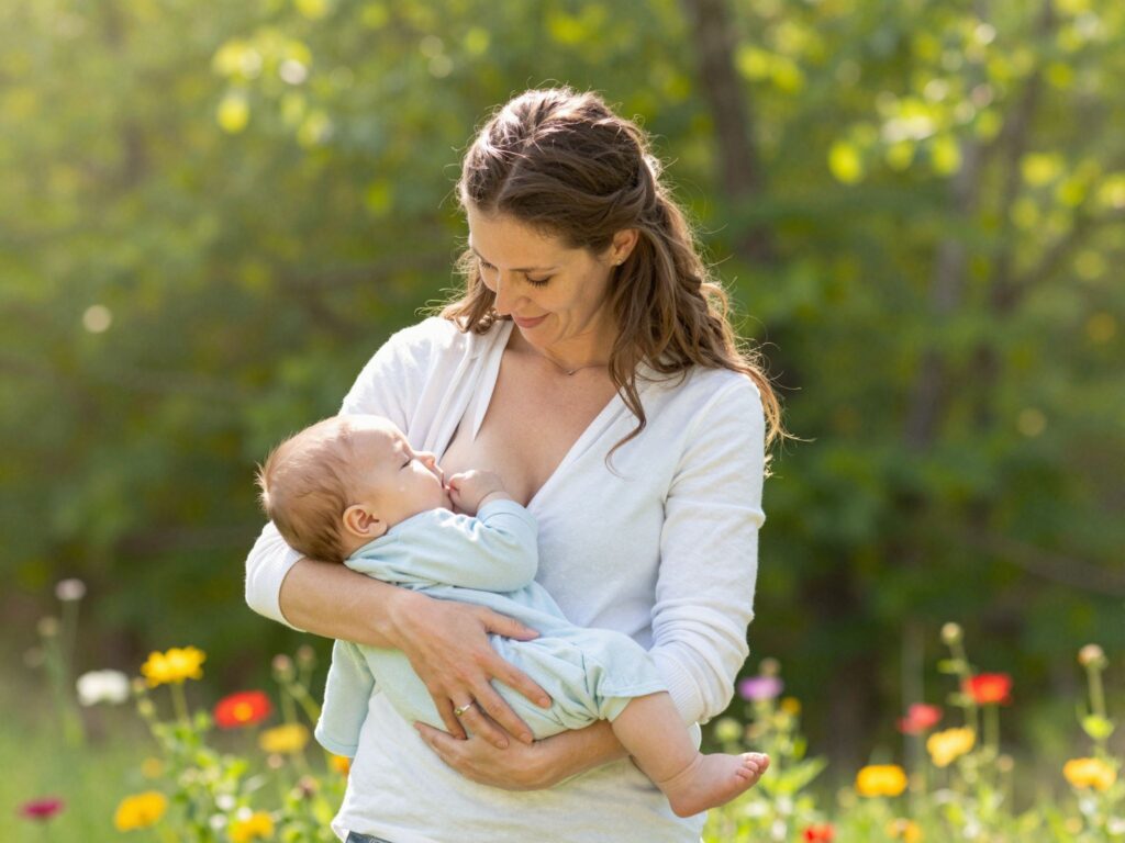 Meglepő kutatás: a környezet is hatással van az anyatej cukormolekuláira