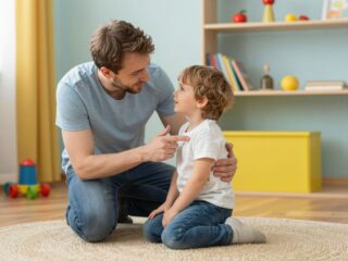 Az őszinteségre nevelés lépései: mit tegyél, ha a gyerek füllent?