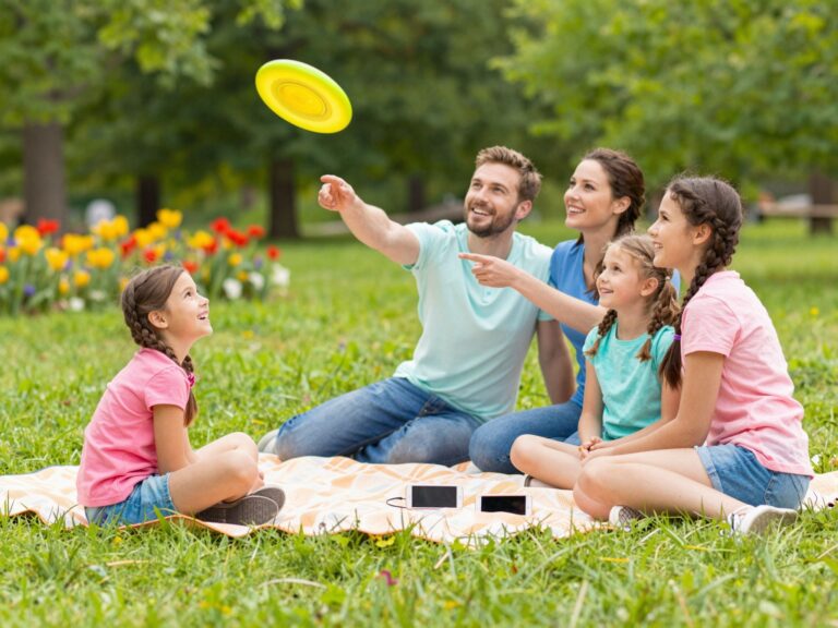 Hogyan vedd rá a gyereket, hogy kevesebbet kütyüzzön? 10 bevált tipp