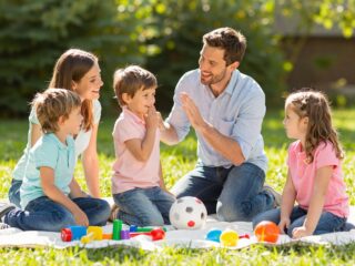 A gyermekkori halláskárosodás megelőzése: mire figyeljünk?