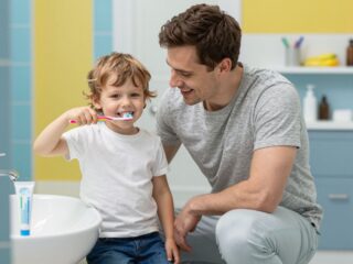 A helyes fogmosás tanítása lépésről lépésre: útmutató szülőknek