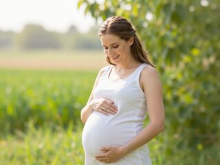 A második trimeszter vége: a legfontosabb tudnivalók a terhesség 21. és 27. hete között