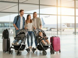 Hogyan (ne) utazz csecsemővel? Tippek és tabuk a zökkenőmentes vakációért