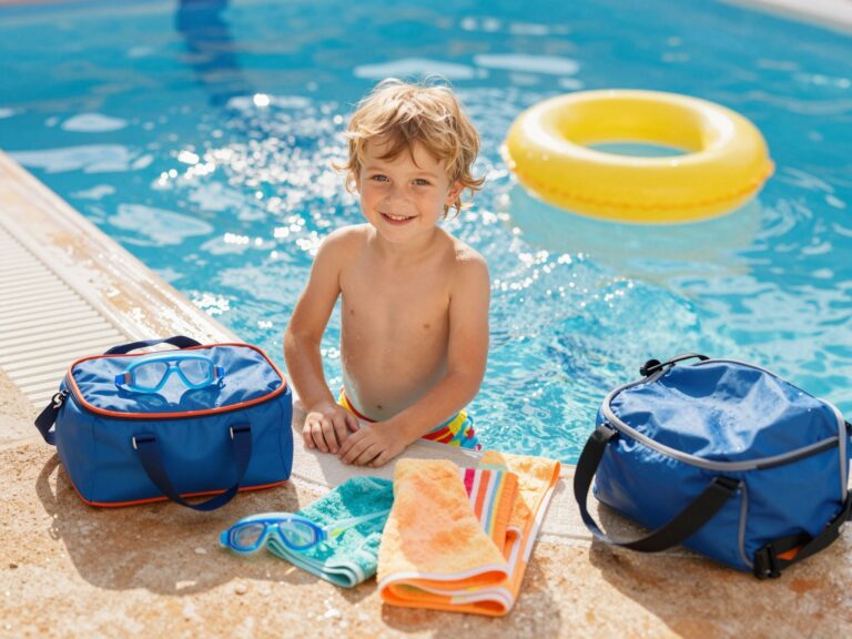 Úszóleckék előtt: Ezeket a dolgokat szerezd be a gyereknek az uszodába