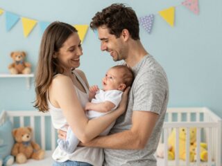 Lehet-e nevet változtatni a baba születése után? A hivatalos ügyintézés menete