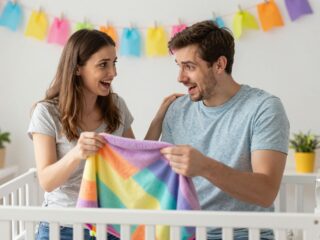 Mit jelent szivárványbabát várni? Az öröm és a félelem kettőssége