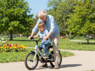 Mit tanulhatunk a nagyszülőktől? 3 dolog a gyereknevelésben, amiben verhetetlenek