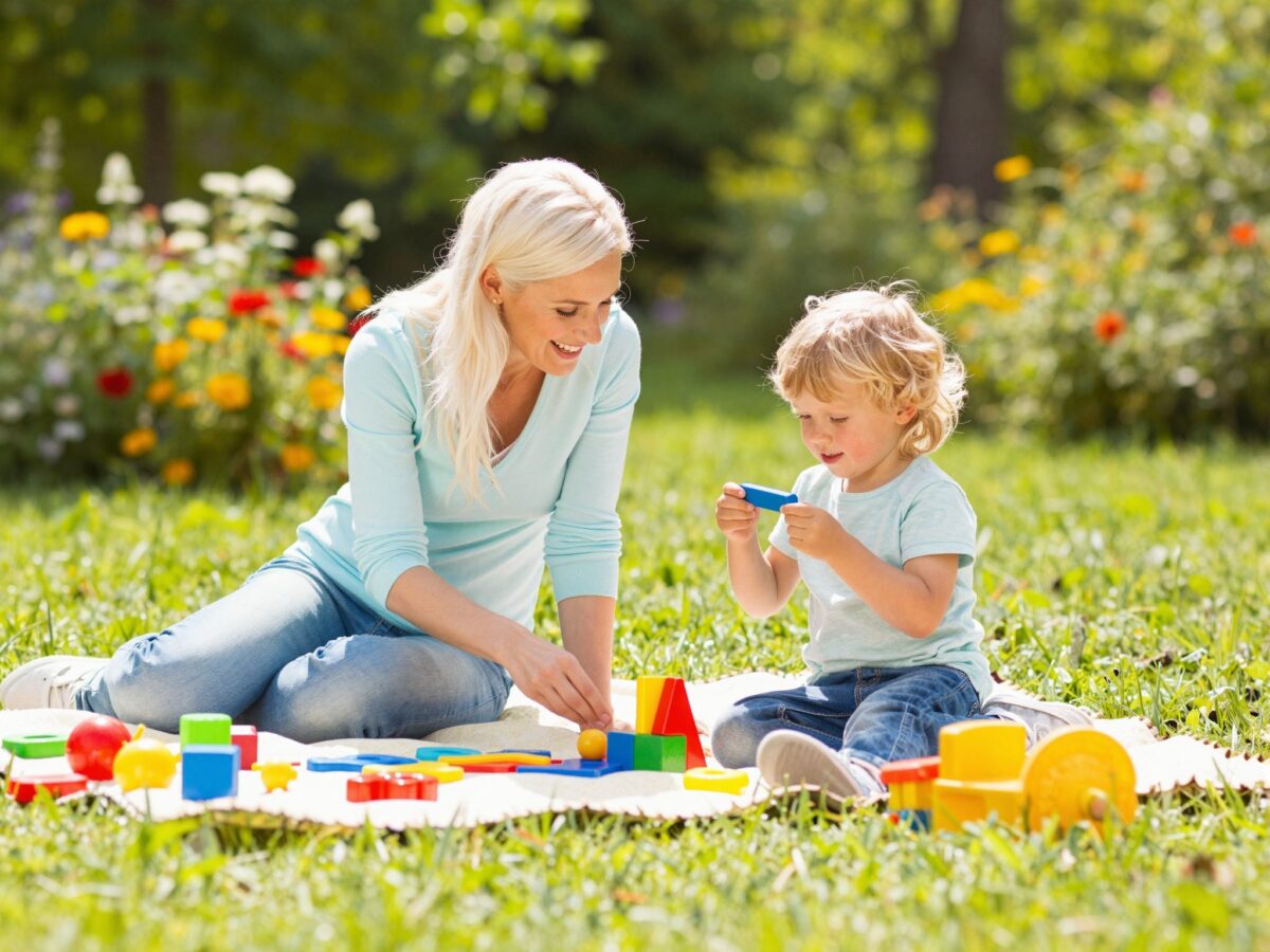 Apás játék, anyás játék: miért fontos a különbség?