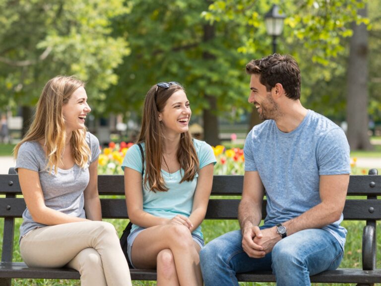 Magány ellen: miért van szükségünk mély és őszinte emberi kapcsolatokra?