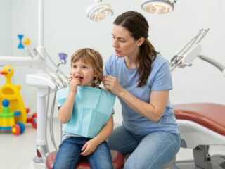 Megsérült a gyermeked tejfoga: Mikor kell azonnal fogorvoshoz fordulni?