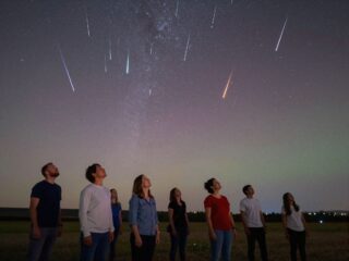 Minden, amit a Perseidák meteorrajról tudni kell: útmutató a csillagleséshez