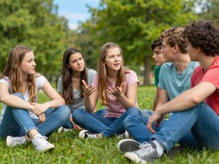 Mit szeretnének a kamaszok? 5 őszinte gondolat, amit minden szülőnek hallania kellene