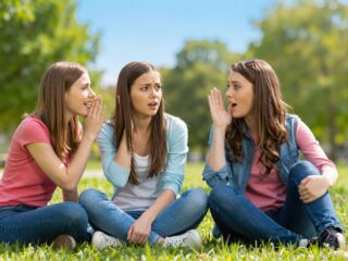 A hiszékenység horoszkópja: melyik az a csillagjegy, akit a legkönnyebb becsapni?