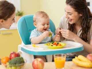 Ne jelentsen problémát a hozzátáplálás: tippek a válogatós és étvágytalan babákhoz