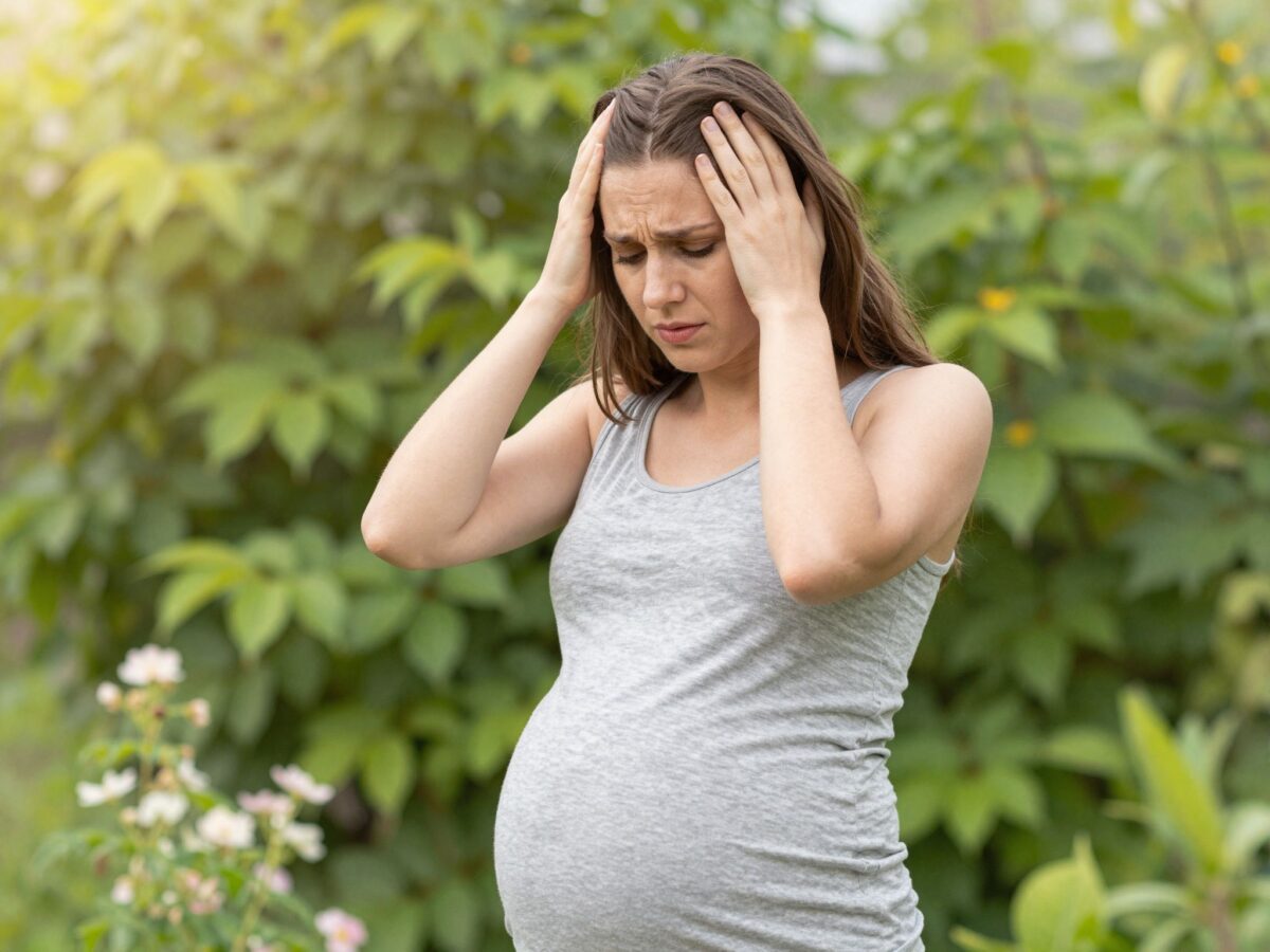 Magas vérnyomás, vizesedés, fejfájás: a terhességi mérgezés (toxémia) leggyakoribb tünetei