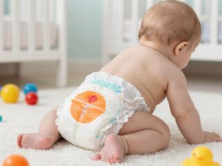 Narancssárga vagy vörös folt a pelenkában: az urátkristályok megjelenésének okai