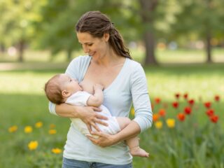 Anya egészsége hosszú távon: a szoptatás bizonyítottan rákmegelőző hatása