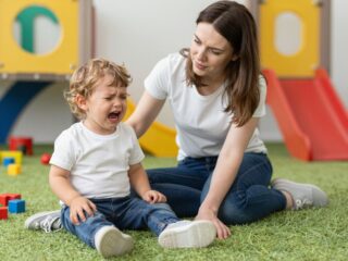 Mi áll a hiszti hátterében? Így értheted meg és kezelheted a gyermeki dühkitöréseket