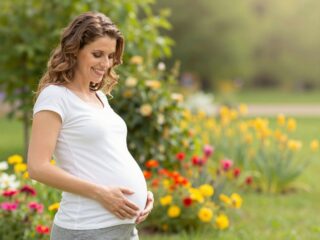 Minden, amit a terhesség ötödik hónapjáról tudnod kell: a baba már mozog!