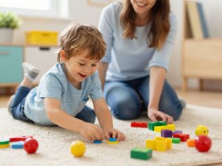 Az egyke gyerekek személyiségfejlődése: elkényeztetett vagy felelősségteljes?