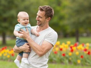 Hogyan változtatja meg az apaság a férfiak testét és elméjét?