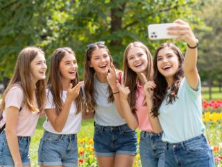 Melyik a leggyakoribb utónév a tizenéves lányok között ma Magyarországon?