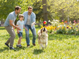 Kutya a családban: 9 fontos dolog, amire egy háziállat taníthatja meg a gyereket