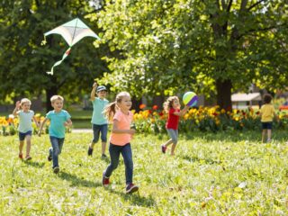 Miért kevésbé rövidlátók azok a gyerekek, akik sokat vannak a szabadban?
