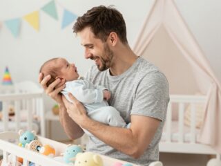 Miként épül ki az apaszerep a baba megszületésével?