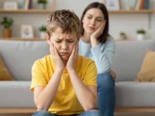 Agresszív a gyermekem: mi áll a háttérben és hogyan kezeljem a dühkitöréseket?