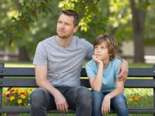 Üzenet egy gyászoló apától: hogyan beszéljünk a veszteségről gyerekekkel