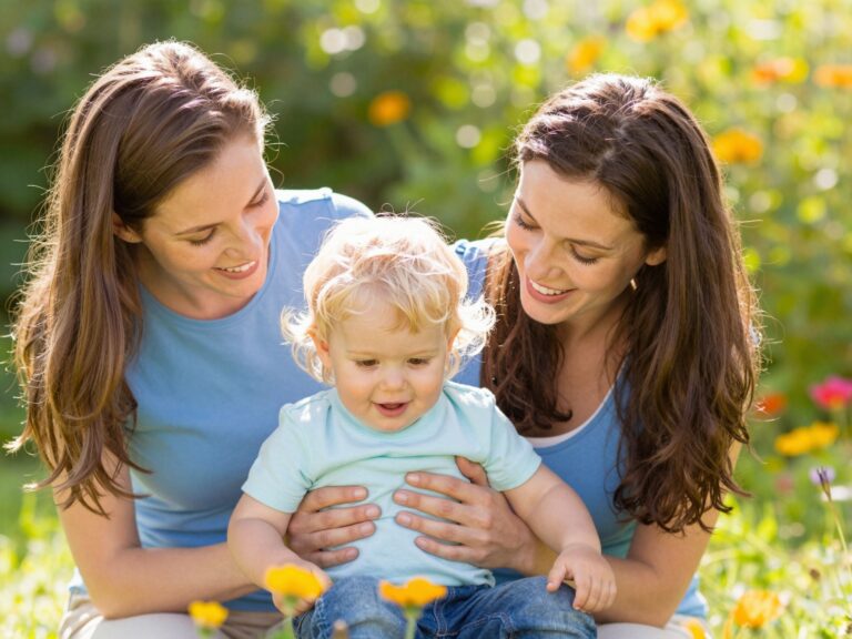 A genetika csodája: ettől függ, hogy a gyerek a szőke fürtöket vagy a barna szemeket örökli-e