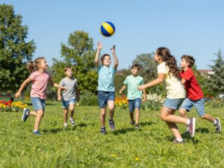 A szabadban töltött idő fontossága: Legalább ennyit mozogjon a gyerek minden nap