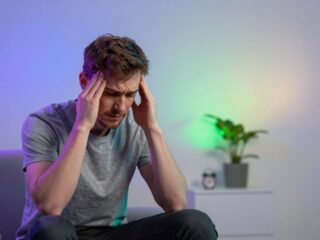 Fáj a fejed és nem tudod mitől? Lehet, hogy a vibráló LED-izzó a hibás