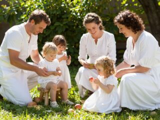 Fehér ruhák a múltban: történeti érdekességek gyereknevelésről
