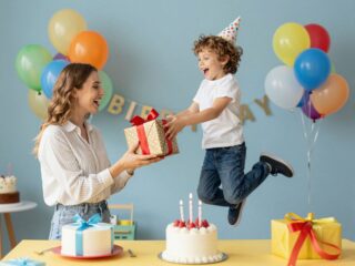 Mit vegyél a fiadnak a szülinapjára? 50+ ajándékötlet, aminek biztosan örülni fog