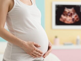 Mikor számít kórosnak a méhlepény érése? Okok, jelek és következmények