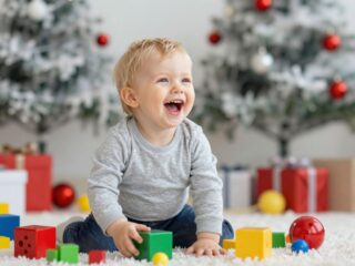 A januári születésű gyerekek jellemzői: mit mond a tudomány és mit az asztrológia?