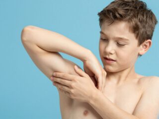 A kisfiúk intim higiéniája: a fityma hátrahúzásának helyes technikája