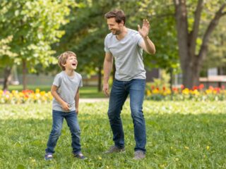 Kerüld ezeket a romboló mondatokat: így ápold a gyerek önbizalmát a mindennapokban