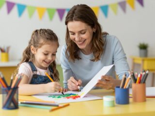 Ne tárgyat adj, hanem élményt: kreatív anya-lánya programok minden korosztálynak