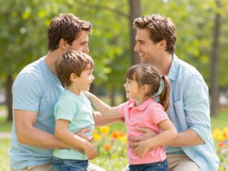 Így fegyelmezz szeretetettel és tisztelettel: a pozitív nevelés alapjai