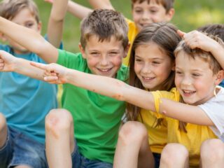 Gyerek bőrproblémák: ekcéma, ótvar, szemölcs – mit tegyünk?